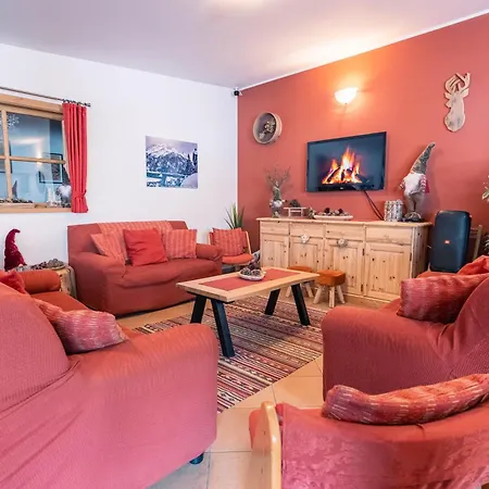 Primula Lodge *